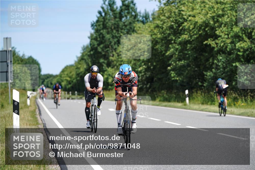 21.06.2026 - Viking Triathlon Michael Burmester http://msf.ph/oto/9871048 21.06.2026 12:38:04 Radfahren 123, 185, 203, 378, 413, 415, 461, 506, 550, 551, 557 meine-sportfotos.de