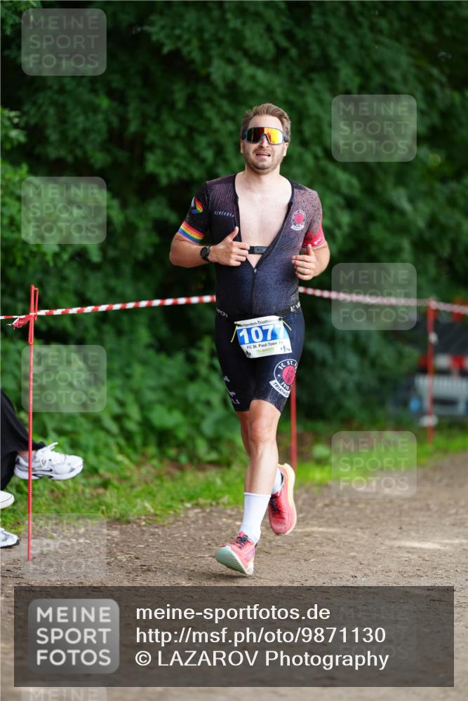 21.06.2026 - 29. Vierlanden-Triathlon LAZAROV Photography http://msf.ph/oto/9871130 21.06.2026 14:01:01 Laufen 107, 19 meine-sportfotos.de