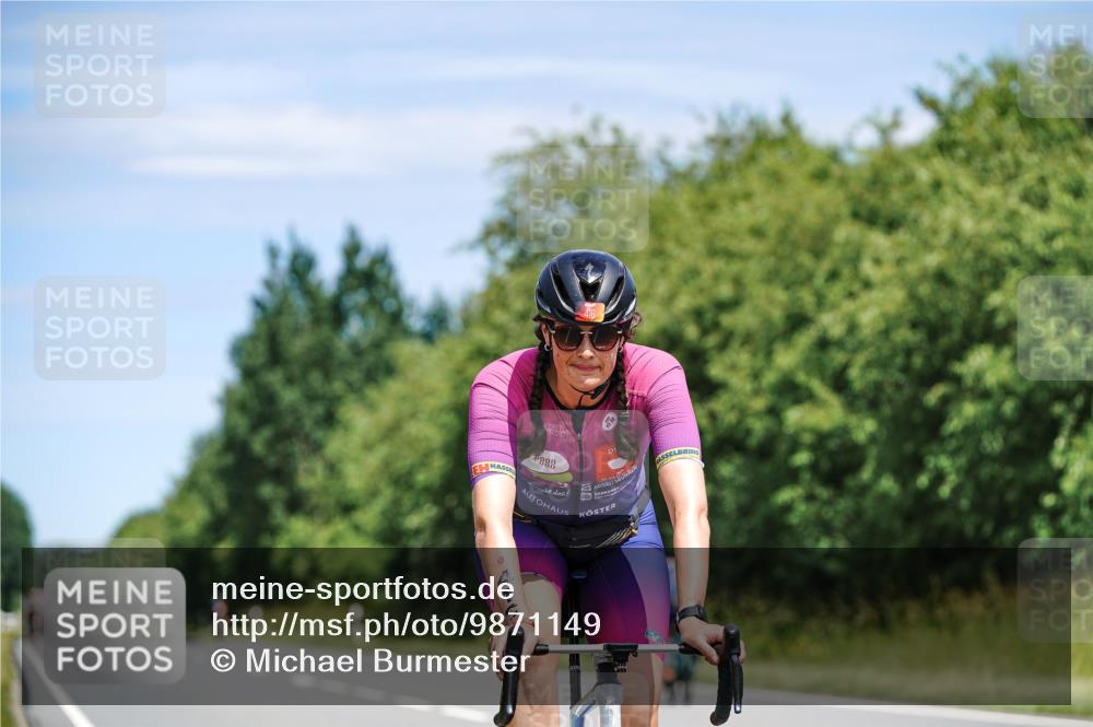 21.06.2026 - Viking Triathlon Michael Burmester http://msf.ph/oto/9871149 21.06.2026 12:38:28 Radfahren 123, 123, 203, 221, 415, 416, 423, 461, 551, 651 meine-sportfotos.de
