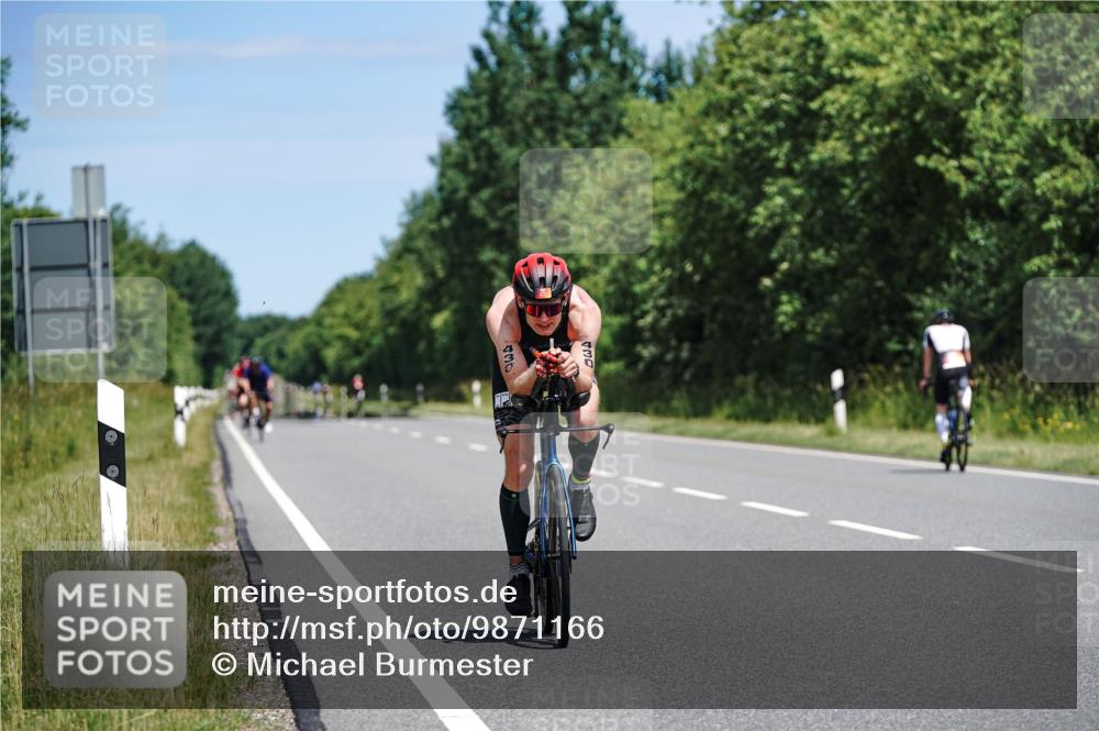 21.06.2026 - Viking Triathlon Michael Burmester http://msf.ph/oto/9871166 21.06.2026 12:39:07 Radfahren 76, 283, 423, 430, 496, 516, 607, 628, 636 meine-sportfotos.de