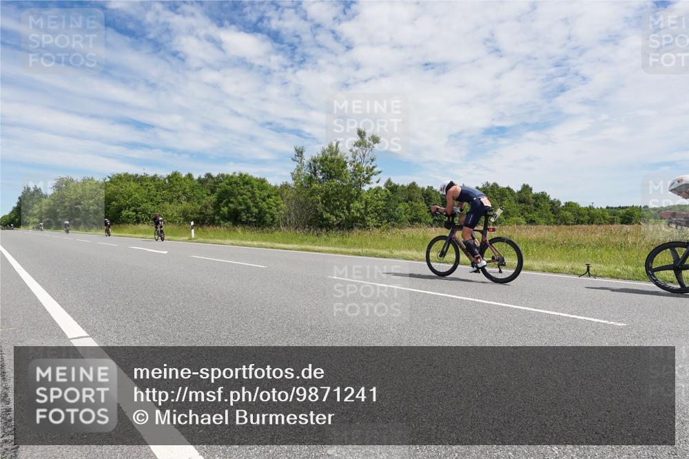 21.06.2026 - Viking Triathlon Michael Burmester http://msf.ph/oto/9871241 21.06.2026 12:17:32 Radfahren 328, 332, 415, 504, 543, 618 meine-sportfotos.de