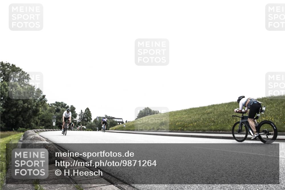 21.06.2026 - 29. Vierlanden-Triathlon H.Heesch http://msf.ph/oto/9871264 21.06.2026 10:35:24 Radfahren 112 meine-sportfotos.de