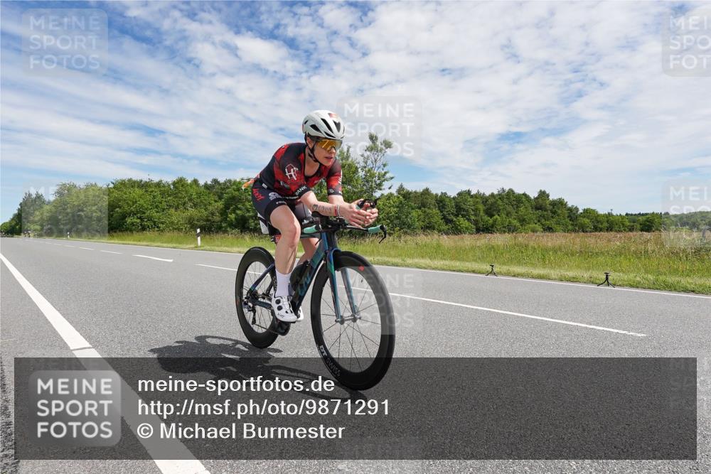 21.06.2026 - Viking Triathlon Michael Burmester http://msf.ph/oto/9871291 21.06.2026 12:18:01 Radfahren 200, 253, 285, 354, 354, 363, 404, 439, 440, 458, 461, 520, 539, 568, 576, 604 meine-sportfotos.de