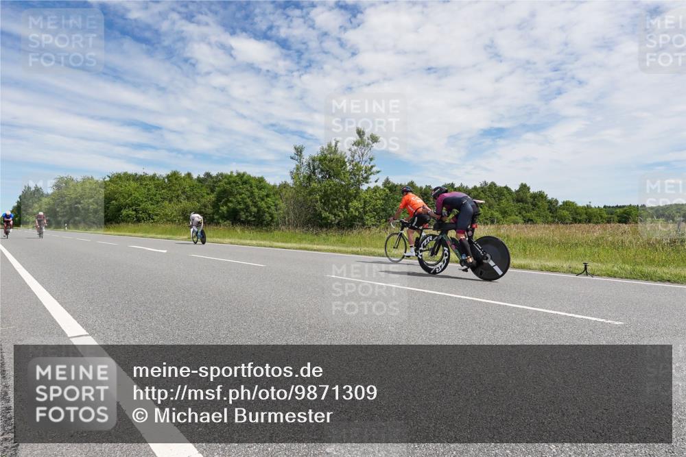 21.06.2026 - Viking Triathlon Michael Burmester http://msf.ph/oto/9871309 21.06.2026 12:18:12 Radfahren 25, 200, 253, 354, 404, 423, 440, 448, 520, 547, 568, 575, 576, 633, 636 meine-sportfotos.de