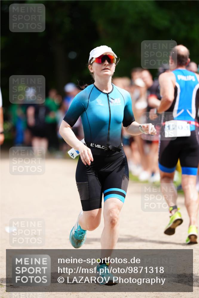 21.06.2026 - 29. Vierlanden-Triathlon LAZAROV Photography http://msf.ph/oto/9871318 21.06.2026 14:02:49 Laufen 1203 meine-sportfotos.de