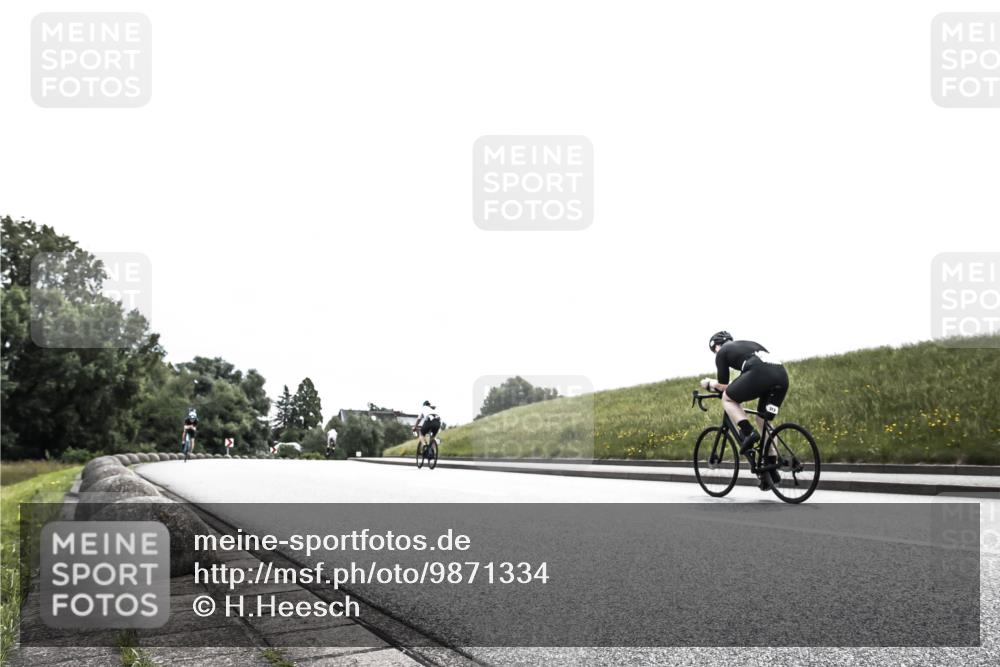 21.06.2026 - 29. Vierlanden-Triathlon H.Heesch http://msf.ph/oto/9871334 21.06.2026 10:35:43 Radfahren 46, 131 meine-sportfotos.de