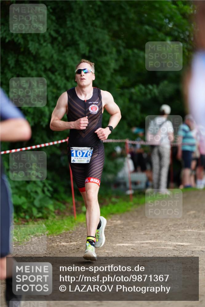 21.06.2026 - 29. Vierlanden-Triathlon LAZAROV Photography http://msf.ph/oto/9871367 21.06.2026 14:03:15 Laufen 20, 1076, 19 meine-sportfotos.de