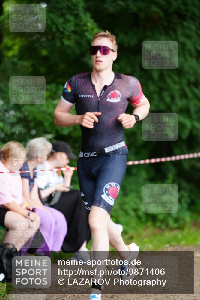 21.06.2026 - 29. Vierlanden-Triathlon LAZAROV Photography http://msf.ph/oto/9871406 21.06.2026 14:03:31 Laufen  meine-sportfotos.de