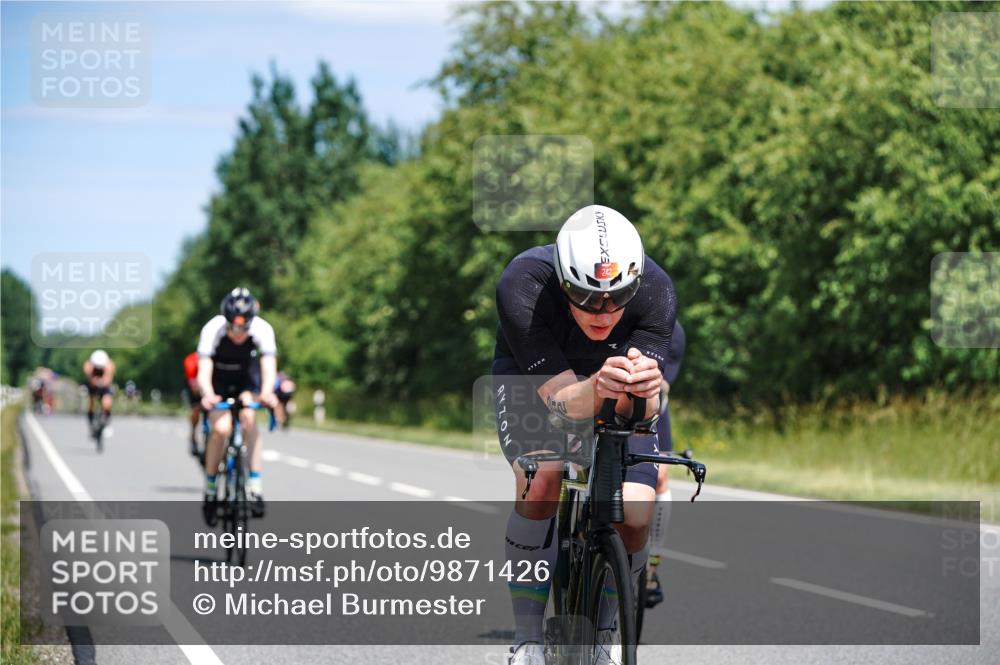 21.06.2026 - Viking Triathlon Michael Burmester http://msf.ph/oto/9871426 21.06.2026 12:40:05 Radfahren 47, 174, 242, 272, 325, 512, 524, 624 meine-sportfotos.de