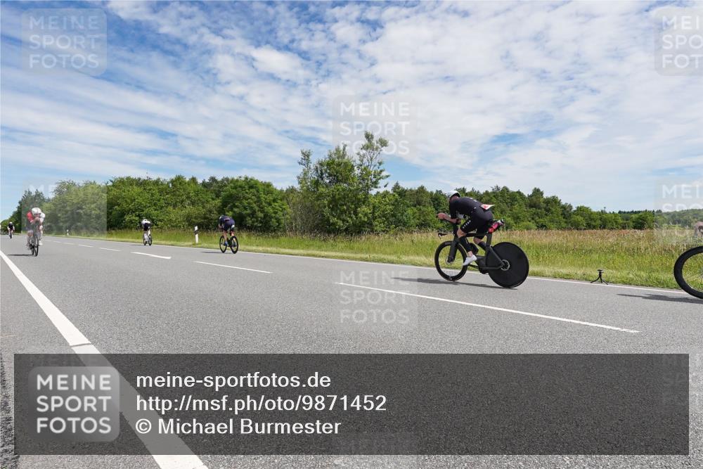 21.06.2026 - Viking Triathlon Michael Burmester http://msf.ph/oto/9871452 21.06.2026 12:19:14 Radfahren 39, 171, 325, 516, 517, 648, 656, 662 meine-sportfotos.de