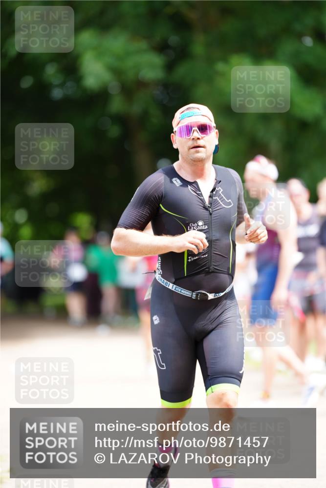 21.06.2026 - 29. Vierlanden-Triathlon LAZAROV Photography http://msf.ph/oto/9871457 21.06.2026 14:03:48 Laufen  meine-sportfotos.de
