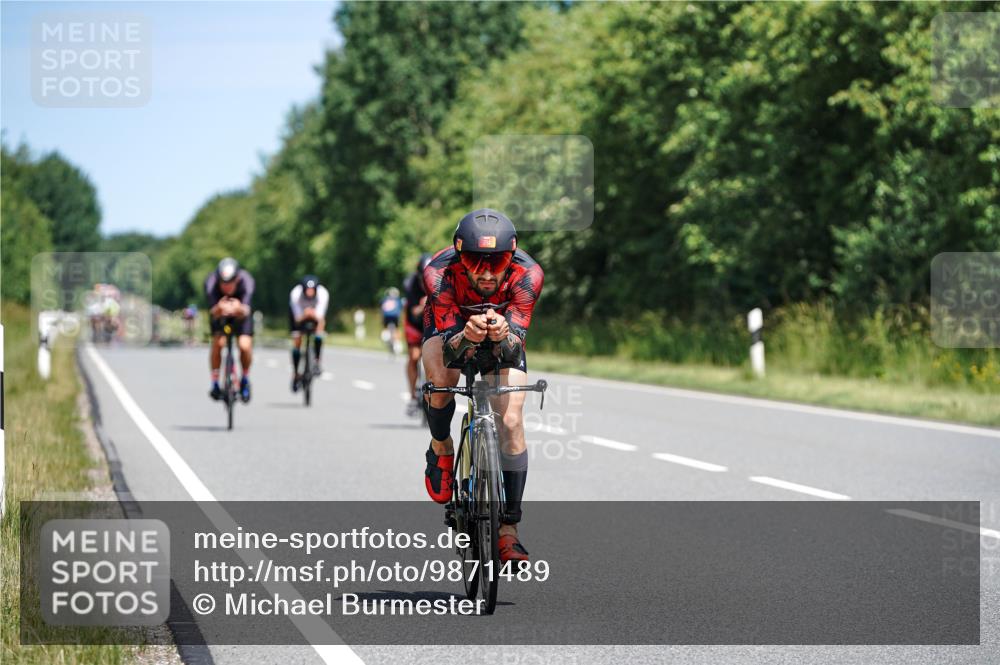 21.06.2026 - Viking Triathlon Michael Burmester http://msf.ph/oto/9871489 21.06.2026 12:40:30 Radfahren 143, 213, 334, 345, 385, 394, 433, 515, 536 meine-sportfotos.de