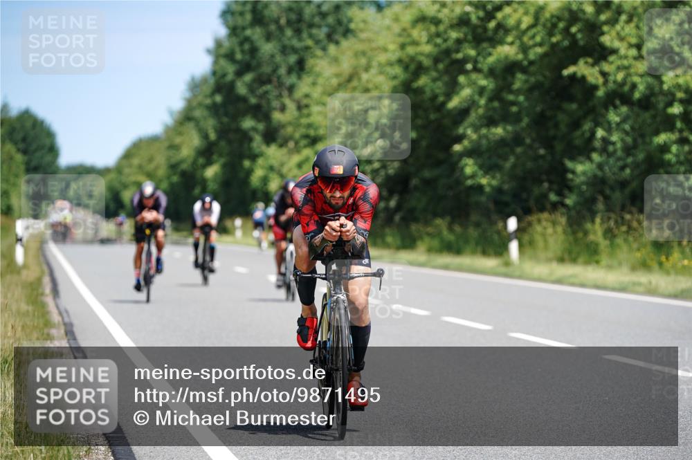 21.06.2026 - Viking Triathlon Michael Burmester http://msf.ph/oto/9871495 21.06.2026 12:40:30 Radfahren 143, 213, 334, 345, 385, 394, 433, 515, 536 meine-sportfotos.de