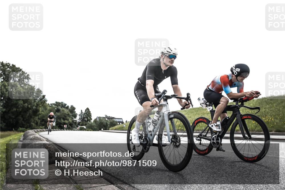 21.06.2026 - 29. Vierlanden-Triathlon H.Heesch http://msf.ph/oto/9871509 21.06.2026 10:36:49 Radfahren 55, 128, 197, 292 meine-sportfotos.de