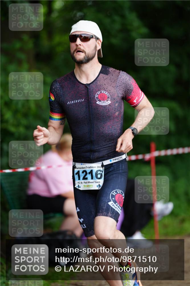 21.06.2026 - 29. Vierlanden-Triathlon LAZAROV Photography http://msf.ph/oto/9871510 21.06.2026 14:04:11 Laufen 202, 1216, 1910 meine-sportfotos.de