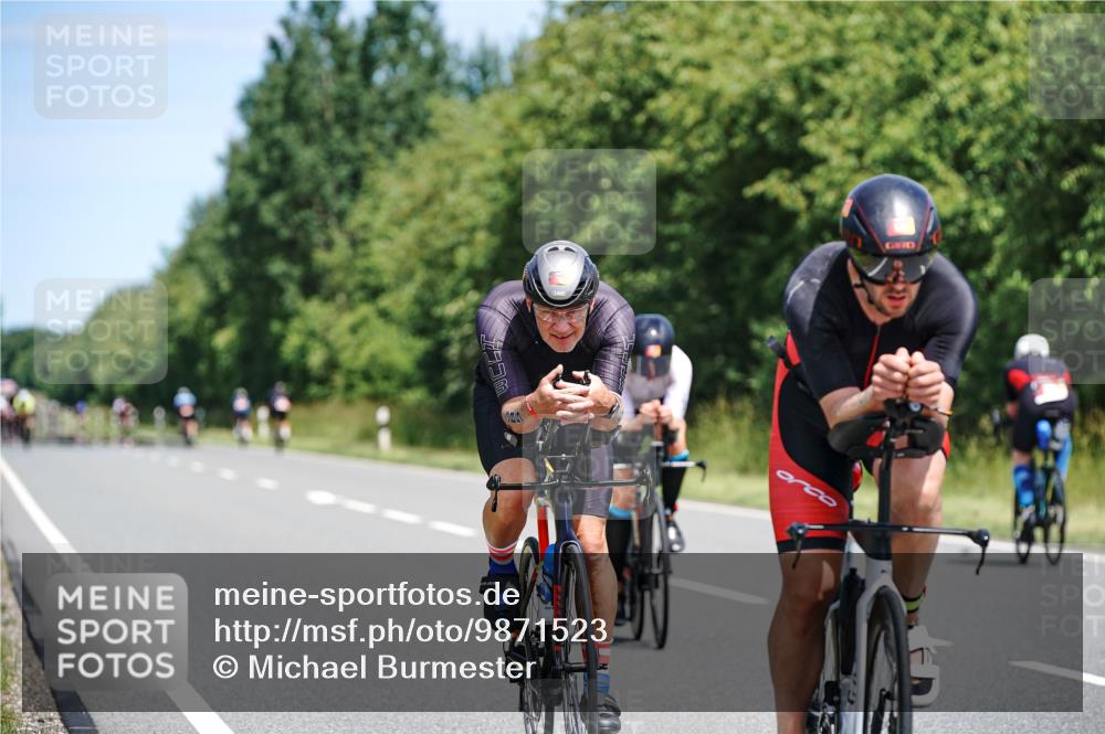 21.06.2026 - Viking Triathlon Michael Burmester http://msf.ph/oto/9871523 21.06.2026 12:40:34 Radfahren 143, 213, 285, 334, 345, 385, 394, 433, 515, 536, 568 meine-sportfotos.de