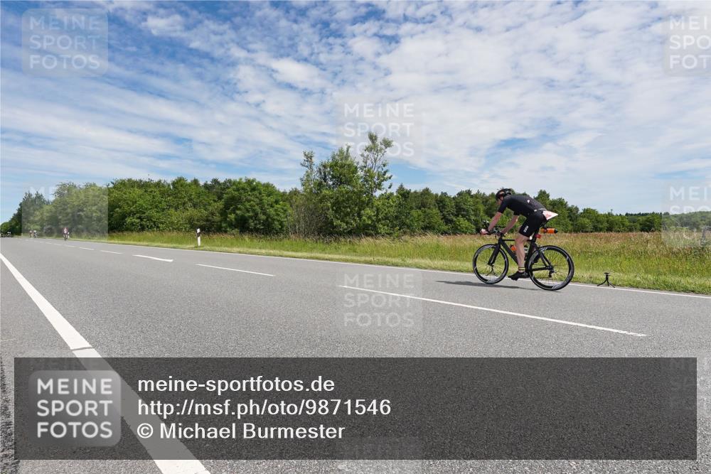 21.06.2026 - Viking Triathlon Michael Burmester http://msf.ph/oto/9871546 21.06.2026 12:20:25 Radfahren 51, 143, 190, 372, 379, 609 meine-sportfotos.de