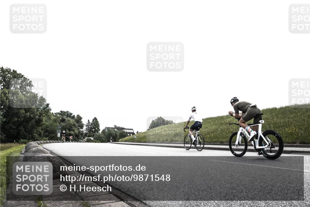 21.06.2026 - 29. Vierlanden-Triathlon H.Heesch http://msf.ph/oto/9871548 21.06.2026 10:37:23 Radfahren 272, 379 meine-sportfotos.de
