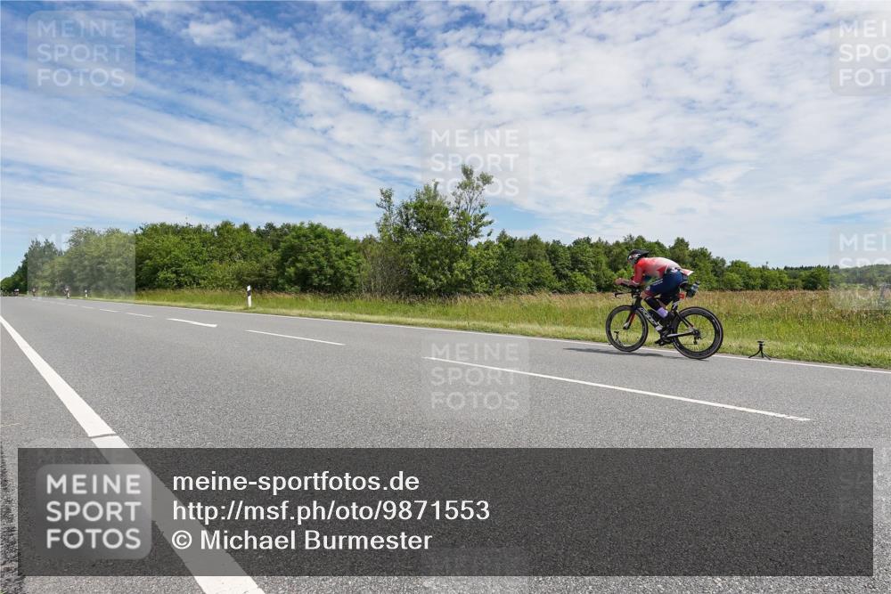 21.06.2026 - Viking Triathlon Michael Burmester http://msf.ph/oto/9871553 21.06.2026 12:20:33 Radfahren 51, 190, 213, 345, 372, 379, 379, 609 meine-sportfotos.de
