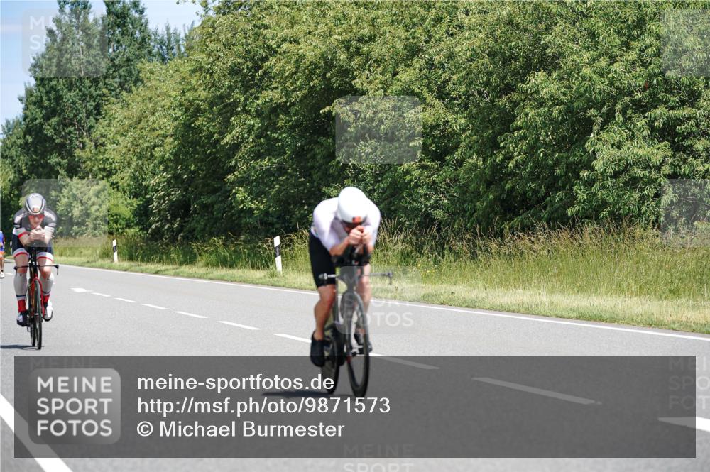 21.06.2026 - Viking Triathlon Michael Burmester http://msf.ph/oto/9871573 21.06.2026 12:40:53 Radfahren 40, 200, 213, 285, 332, 345, 404, 466, 498, 515, 566, 568, 604, 656 meine-sportfotos.de