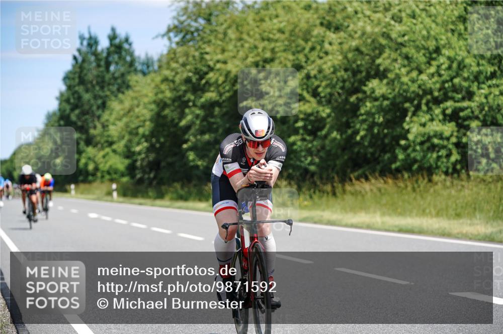 21.06.2026 - Viking Triathlon Michael Burmester http://msf.ph/oto/9871592 21.06.2026 12:40:54 Radfahren 40, 200, 213, 285, 332, 345, 404, 466, 498, 515, 566, 568, 604, 656 meine-sportfotos.de