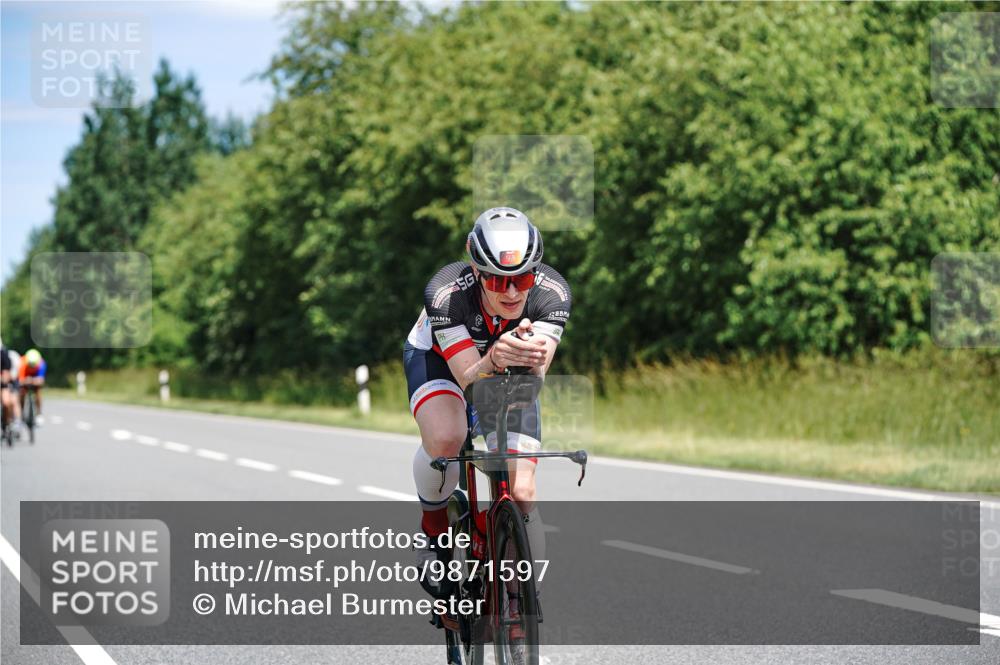 21.06.2026 - Viking Triathlon Michael Burmester http://msf.ph/oto/9871597 21.06.2026 12:40:54 Radfahren 40, 200, 213, 285, 332, 345, 404, 466, 498, 515, 566, 568, 604, 656 meine-sportfotos.de