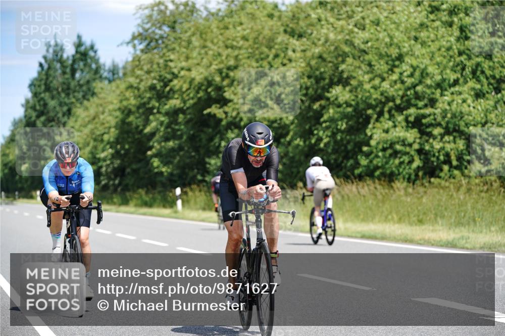 21.06.2026 - Viking Triathlon Michael Burmester http://msf.ph/oto/9871627 21.06.2026 12:40:59 Radfahren 40, 192, 200, 285, 332, 404, 466, 491, 498, 566, 568, 604, 656 meine-sportfotos.de