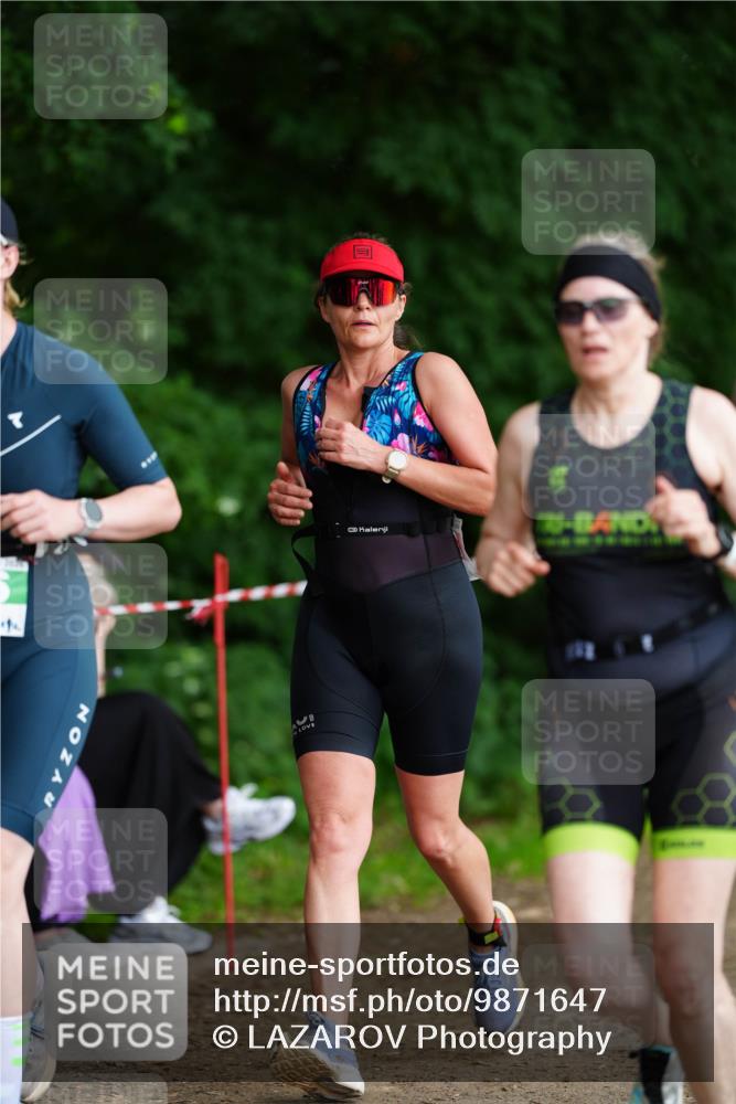 21.06.2026 - 29. Vierlanden-Triathlon LAZAROV Photography http://msf.ph/oto/9871647 21.06.2026 14:05:06 Laufen  meine-sportfotos.de
