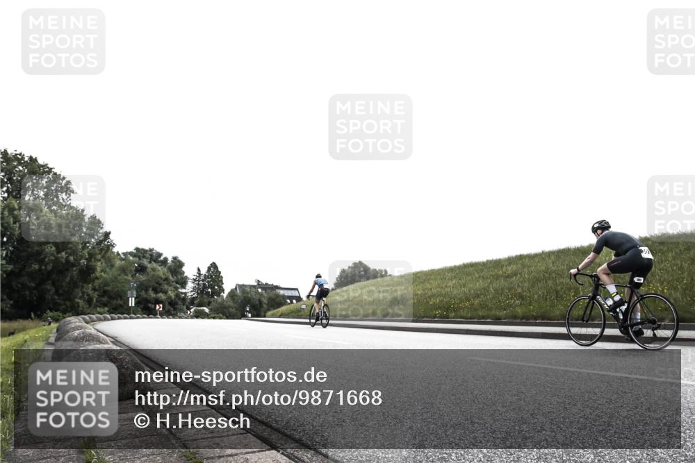 21.06.2026 - 29. Vierlanden-Triathlon H.Heesch http://msf.ph/oto/9871668 21.06.2026 10:38:04 Radfahren 38, 327 meine-sportfotos.de