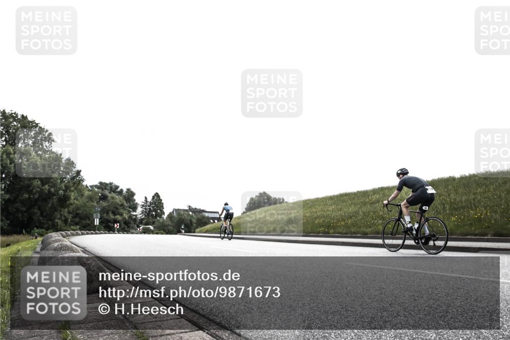 21.06.2026 - 29. Vierlanden-Triathlon H.Heesch http://msf.ph/oto/9871673 21.06.2026 10:38:04 Radfahren 38, 327 meine-sportfotos.de