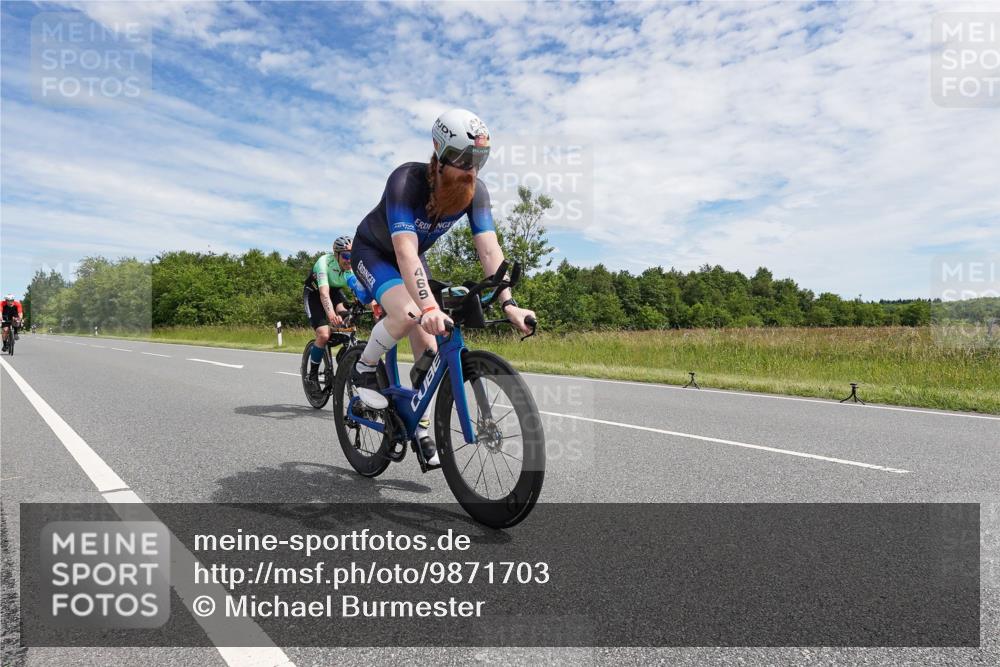 21.06.2026 - Viking Triathlon Michael Burmester http://msf.ph/oto/9871703 21.06.2026 12:21:57 Radfahren 41, 53, 83, 86, 100, 202, 238, 243, 321, 324, 341, 429, 456, 469, 533, 624, 632, 645, 668, 670 meine-sportfotos.de