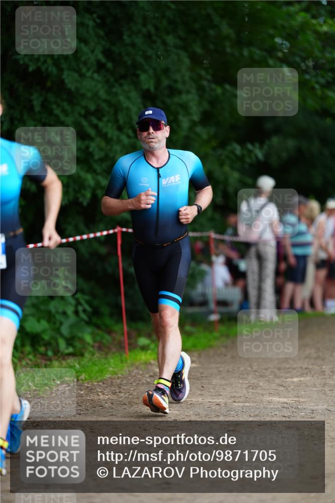 21.06.2026 - 29. Vierlanden-Triathlon LAZAROV Photography http://msf.ph/oto/9871705 21.06.2026 14:05:44 Laufen  meine-sportfotos.de