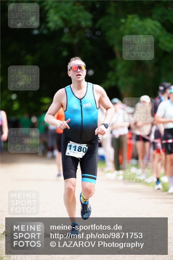 21.06.2026 - 29. Vierlanden-Triathlon LAZAROV Photography http://msf.ph/oto/9871753 21.06.2026 14:06:11 Laufen 202, 1180 meine-sportfotos.de