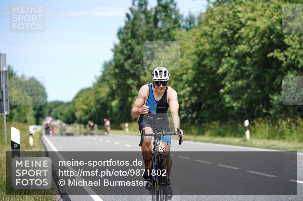 21.06.2026 - Viking Triathlon Michael Burmester http://msf.ph/oto/9871802 21.06.2026 12:41:55 Radfahren 291, 291, 398, 417, 440, 523 meine-sportfotos.de