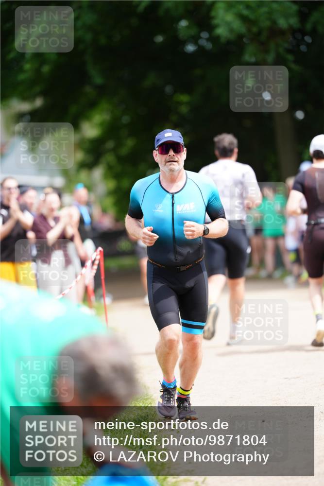 21.06.2026 - 29. Vierlanden-Triathlon LAZAROV Photography http://msf.ph/oto/9871804 21.06.2026 14:06:32 Laufen  meine-sportfotos.de