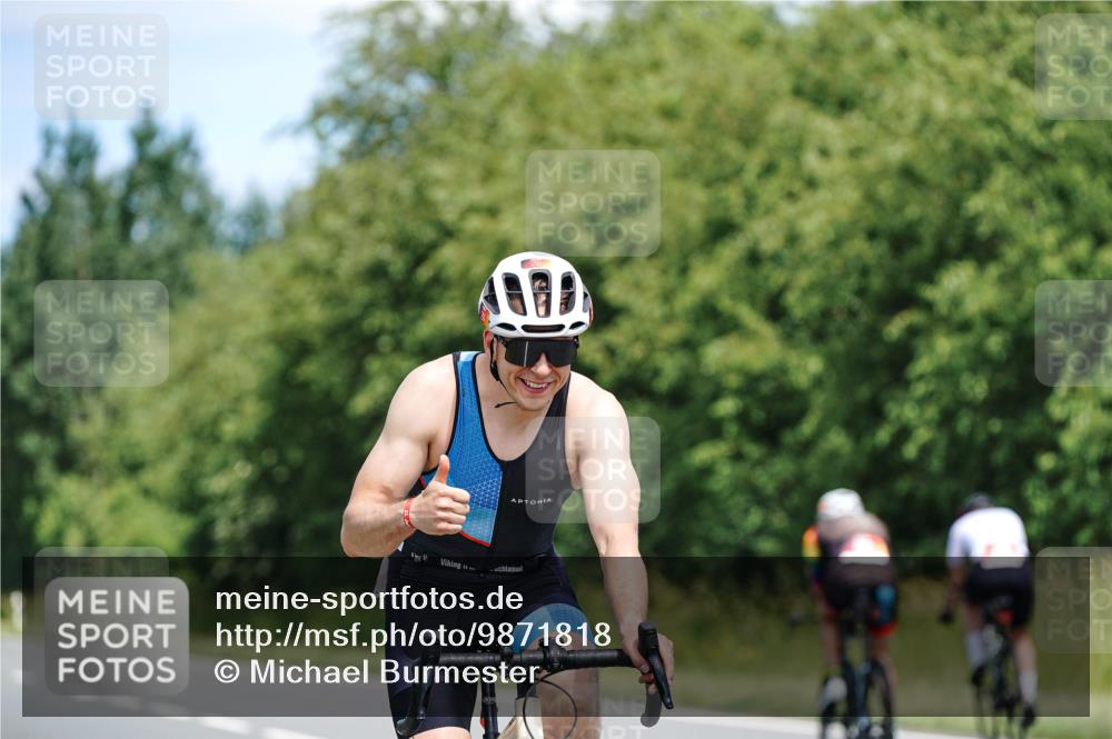 21.06.2026 - Viking Triathlon Michael Burmester http://msf.ph/oto/9871818 21.06.2026 12:41:56 Radfahren 291, 291, 339, 398, 417, 440, 523 meine-sportfotos.de