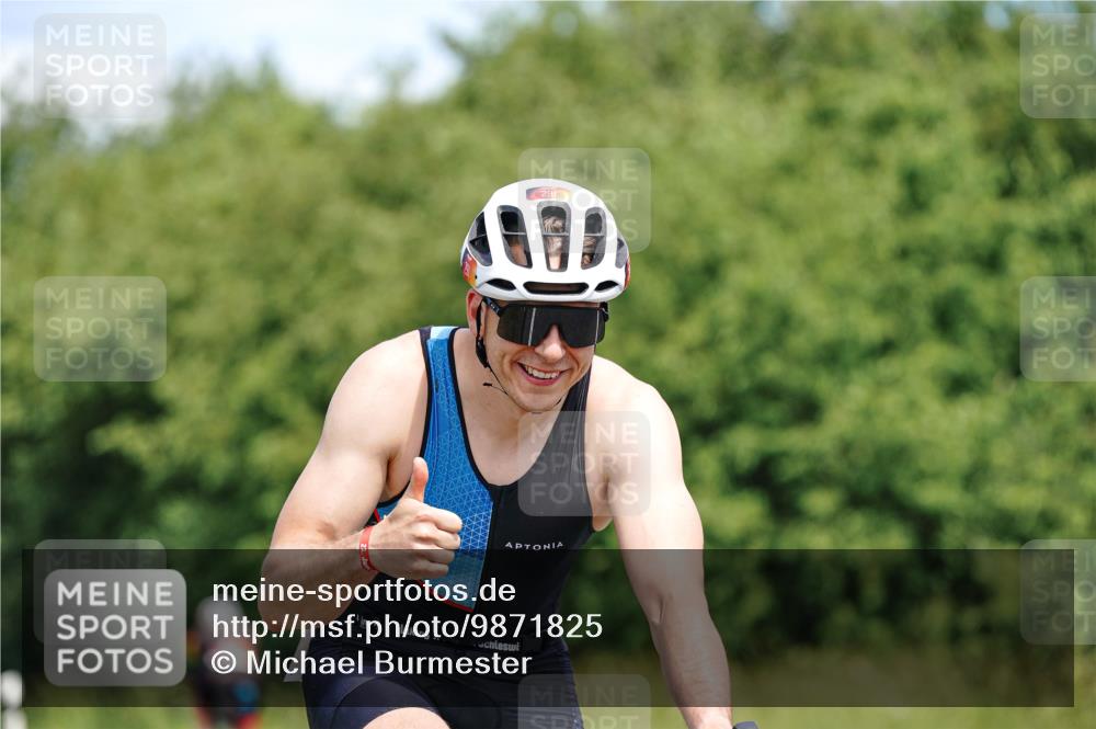 21.06.2026 - Viking Triathlon Michael Burmester http://msf.ph/oto/9871825 21.06.2026 12:41:57 Radfahren 291, 291, 339, 398, 417, 440, 523, 630 meine-sportfotos.de