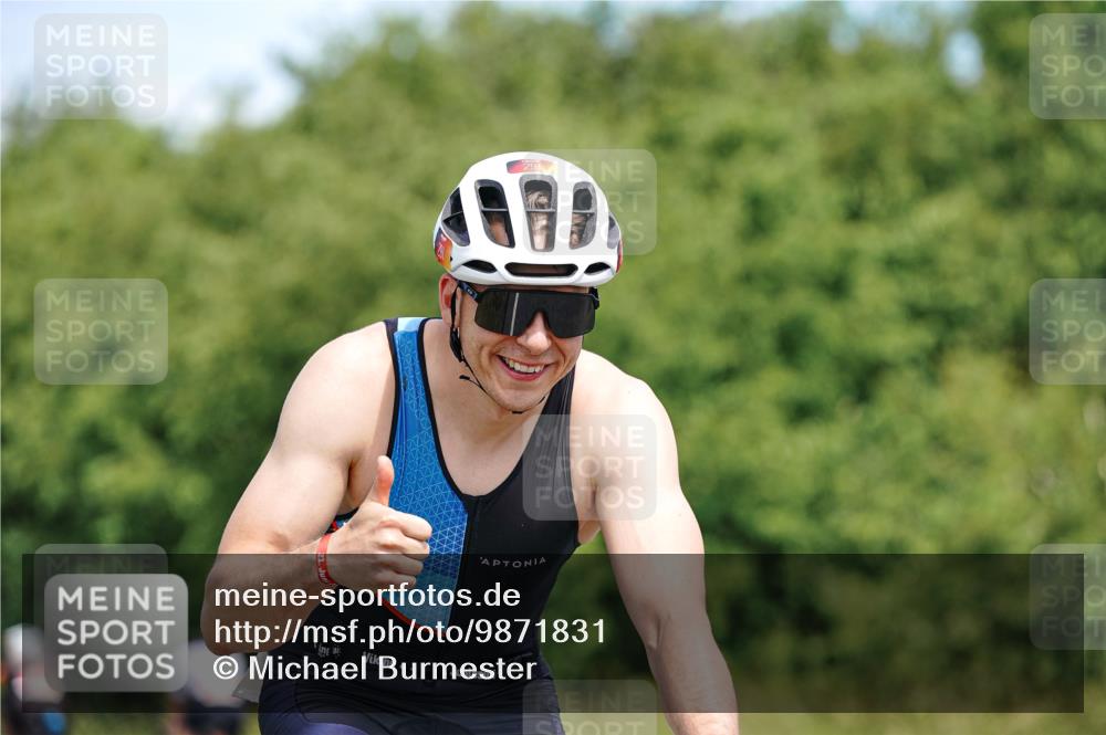 21.06.2026 - Viking Triathlon Michael Burmester http://msf.ph/oto/9871831 21.06.2026 12:41:57 Radfahren 291, 291, 339, 398, 417, 440, 523, 630 meine-sportfotos.de
