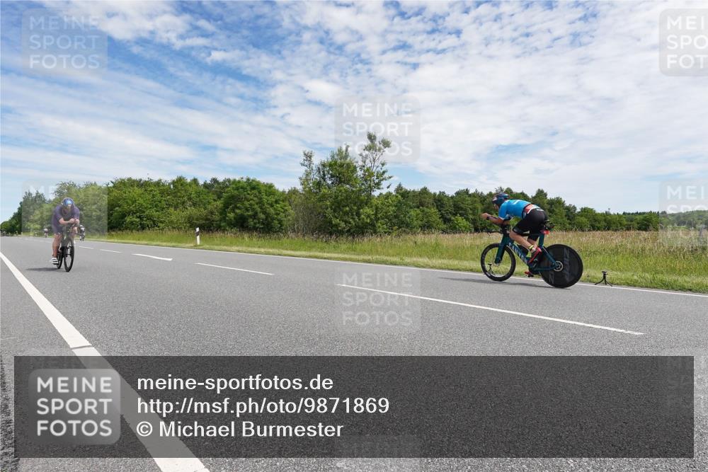 21.06.2026 - Viking Triathlon Michael Burmester http://msf.ph/oto/9871869 21.06.2026 12:23:13 Radfahren 258, 407, 470, 602 meine-sportfotos.de