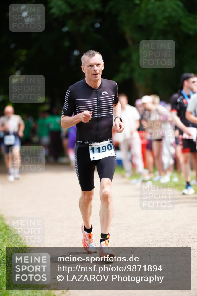 21.06.2026 - 29. Vierlanden-Triathlon LAZAROV Photography http://msf.ph/oto/9871894 21.06.2026 14:07:01 Laufen 20, 1190 meine-sportfotos.de