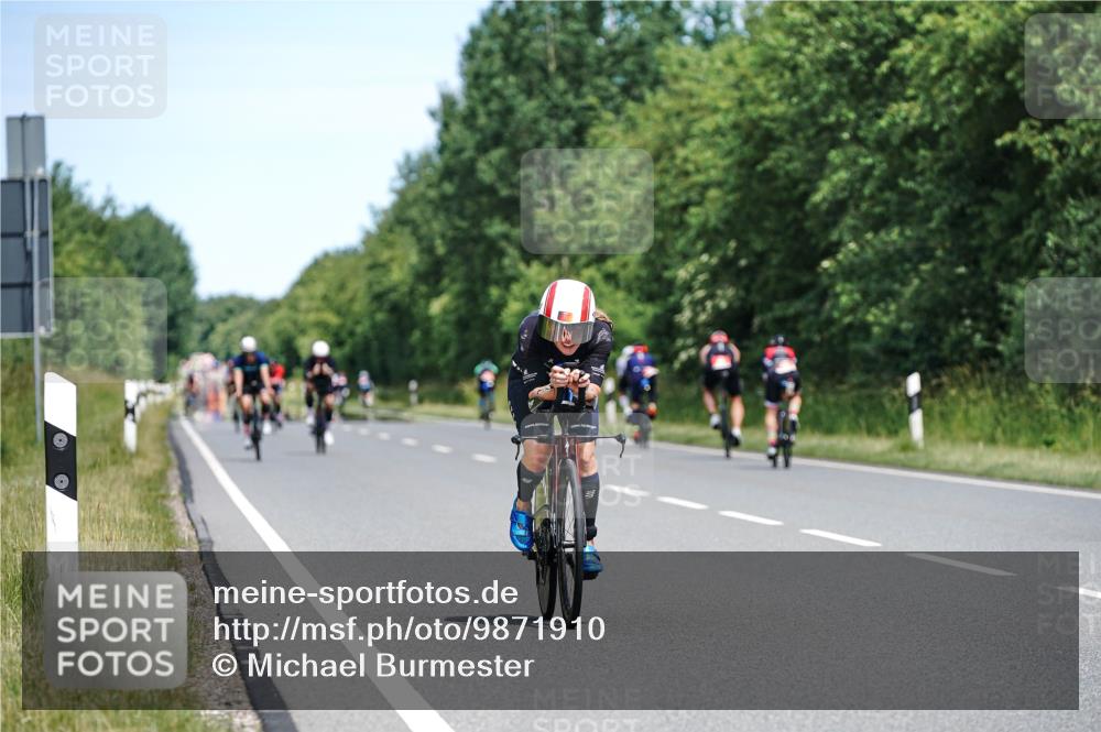 21.06.2026 - Viking Triathlon Michael Burmester http://msf.ph/oto/9871910 21.06.2026 12:42:25 Radfahren 61, 92, 144, 170, 171, 222, 262, 318, 324, 329, 399, 405, 505, 577, 630, 632 meine-sportfotos.de