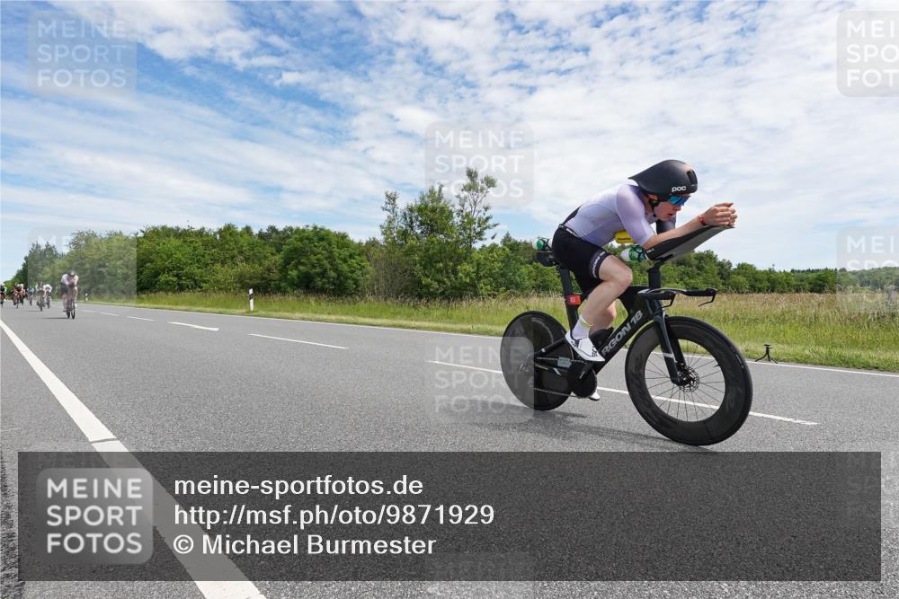21.06.2026 - Viking Triathlon Michael Burmester http://msf.ph/oto/9871929 21.06.2026 12:23:48 Radfahren 8, 46, 62, 65, 98, 103, 119, 136, 177, 222, 223, 256, 280, 368, 388, 457, 527, 530, 546, 563, 569, 605, 615, 634, 654 meine-sportfotos.de