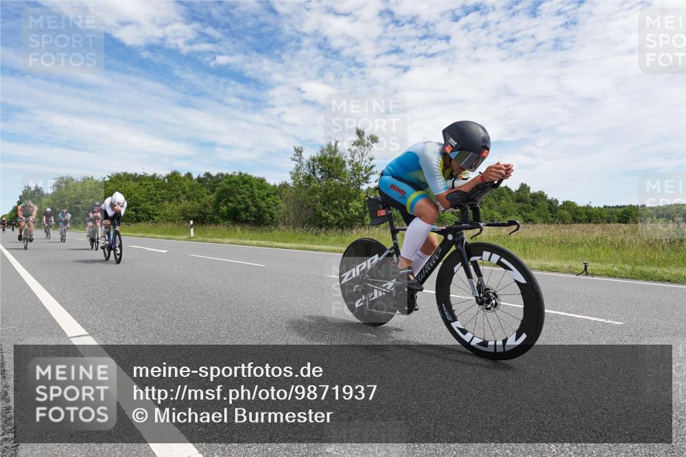21.06.2026 - Viking Triathlon Michael Burmester http://msf.ph/oto/9871937 21.06.2026 12:23:50 Radfahren 8, 46, 62, 65, 98, 103, 119, 136, 177, 222, 223, 256, 280, 357, 368, 457, 527, 530, 563, 569, 605, 654 meine-sportfotos.de