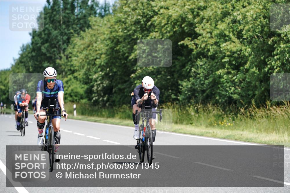 21.06.2026 - Viking Triathlon Michael Burmester http://msf.ph/oto/9871945 21.06.2026 12:42:32 Radfahren 61, 92, 134, 144, 158, 170, 171, 222, 262, 318, 324, 329, 399, 577, 632 meine-sportfotos.de
