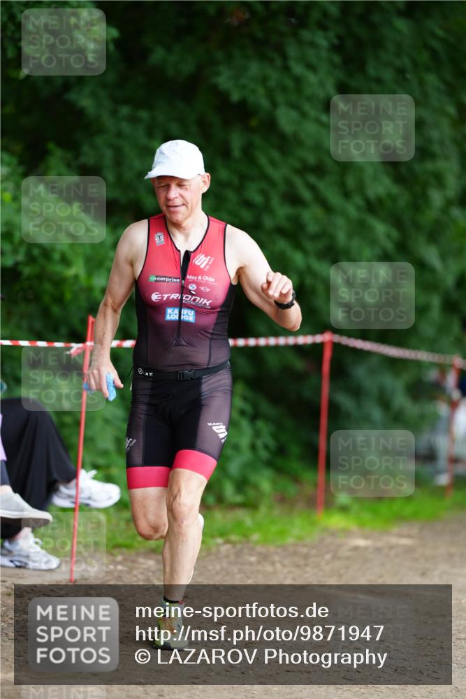 21.06.2026 - 29. Vierlanden-Triathlon LAZAROV Photography http://msf.ph/oto/9871947 21.06.2026 14:07:29 Laufen  meine-sportfotos.de