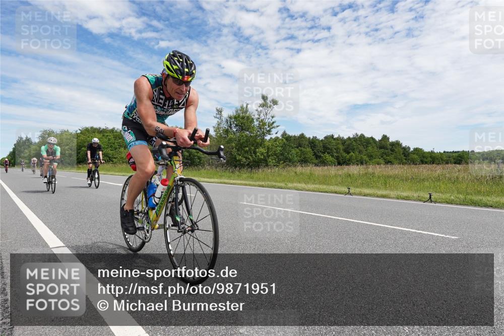 21.06.2026 - Viking Triathlon Michael Burmester http://msf.ph/oto/9871951 21.06.2026 12:23:52 Radfahren 8, 46, 62, 65, 103, 119, 222, 256, 280, 357, 368, 527, 530, 563, 569, 605, 654 meine-sportfotos.de