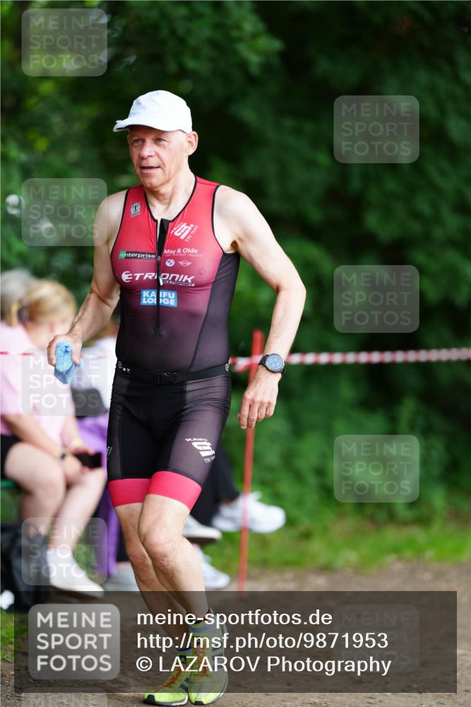 21.06.2026 - 29. Vierlanden-Triathlon LAZAROV Photography http://msf.ph/oto/9871953 21.06.2026 14:07:30 Laufen  meine-sportfotos.de