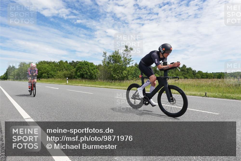 21.06.2026 - Viking Triathlon Michael Burmester http://msf.ph/oto/9871976 21.06.2026 12:23:56 Radfahren 8, 46, 58, 62, 65, 119, 222, 256, 280, 353, 357, 368, 527, 530, 534, 563, 569 meine-sportfotos.de