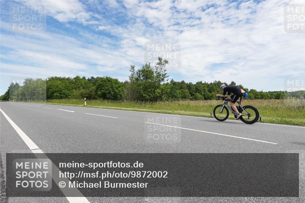 21.06.2026 - Viking Triathlon Michael Burmester http://msf.ph/oto/9872002 21.06.2026 12:24:11 Radfahren 58, 353, 357, 357, 368, 534 meine-sportfotos.de