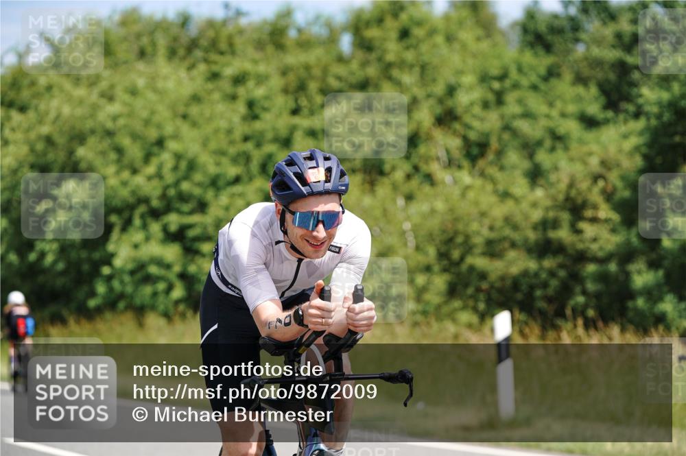 21.06.2026 - Viking Triathlon Michael Burmester http://msf.ph/oto/9872009 21.06.2026 12:42:37 Radfahren 61, 92, 134, 144, 158, 160, 170, 222, 262, 318, 324, 577, 632 meine-sportfotos.de